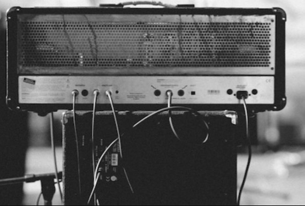 How Do You Tune an Electric Guitar? Superprof