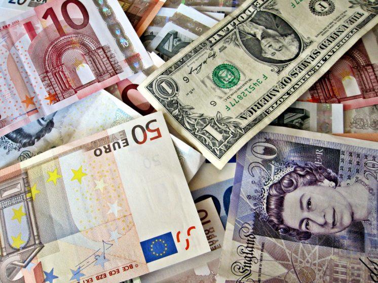 Average Salaries Of Lawyers In The UK The Superprof Blog UK